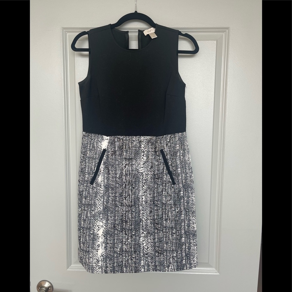 Loft Dress. Worn once. Pockets in front. Zip back. Size 2P